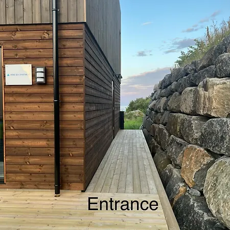 Reine Sea Apartman *