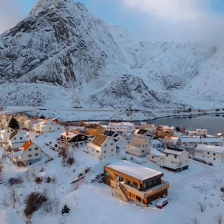 Reine Sea