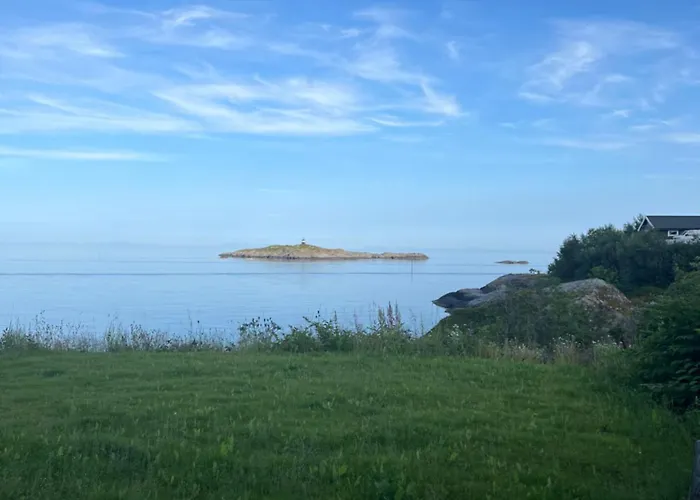 Apartment Reine Sea *